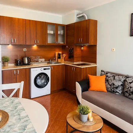 Helios Near Sea Apartment